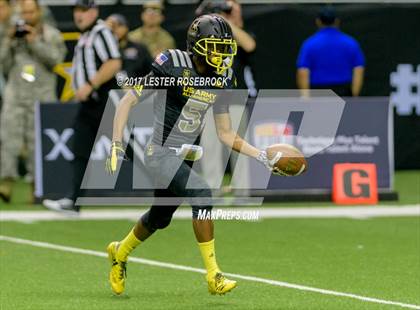 Thumbnail 3 in U.S. Army All-American Bowl photogallery.