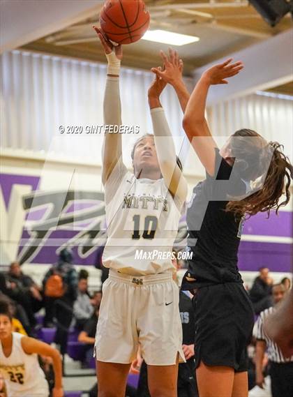 Thumbnail 3 in Clovis North vs. Archbishop Mitty (West Coast Jamboree) photogallery.