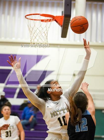 Thumbnail 3 in Clovis North vs. Archbishop Mitty (West Coast Jamboree) photogallery.
