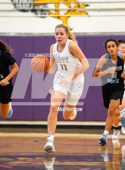 Thumbnail 3 in Clovis North vs. Archbishop Mitty (West Coast Jamboree) photogallery.