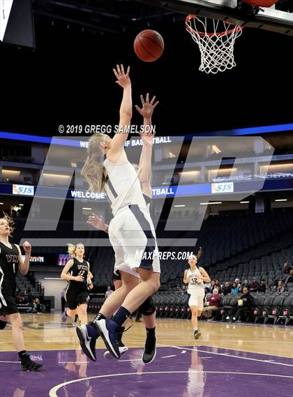Thumbnail 3 in Valley Christian vs Forest Lake Christian (CIF SJS D6 Final) photogallery.