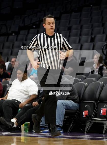Thumbnail 3 in Valley Christian vs Forest Lake Christian (CIF SJS D6 Final) photogallery.