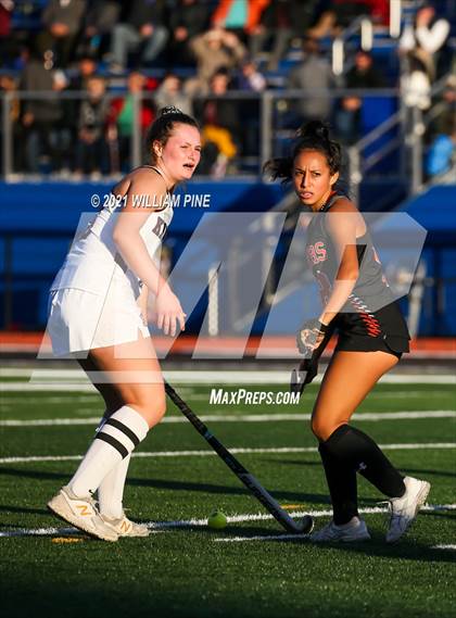 Thumbnail 2 in Kingston vs. Mamaroneck (NYSPHSAA Class A Regional) photogallery.