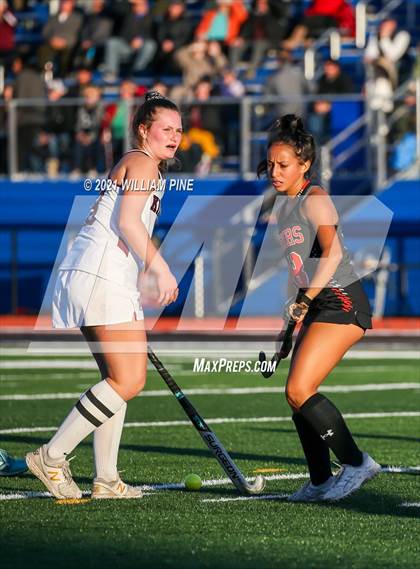 Thumbnail 3 in Kingston vs. Mamaroneck (NYSPHSAA Class A Regional) photogallery.