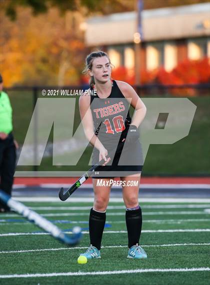 Thumbnail 2 in Kingston vs. Mamaroneck (NYSPHSAA Class A Regional) photogallery.