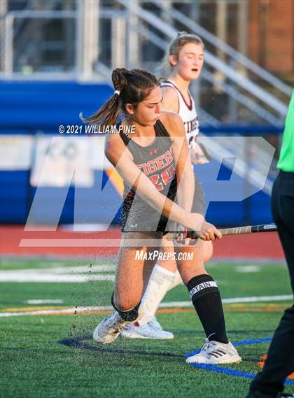 Thumbnail 2 in Kingston vs. Mamaroneck (NYSPHSAA Class A Regional) photogallery.