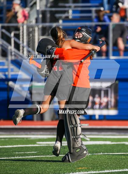 Thumbnail 3 in Kingston vs. Mamaroneck (NYSPHSAA Class A Regional) photogallery.