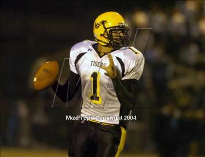 Thumbnail 3 in San Fernando @ Carson (Sec. Playoff) photogallery.