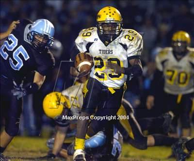 Thumbnail 1 in San Fernando @ Carson (Sec. Playoff) photogallery.