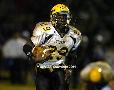 Thumbnail 3 in San Fernando @ Carson (Sec. Playoff) photogallery.