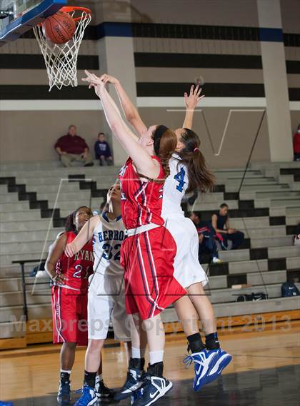 Thumbnail 1 in Ryan @ Hebron photogallery.