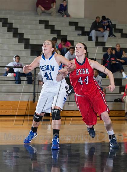 Thumbnail 2 in Ryan @ Hebron photogallery.