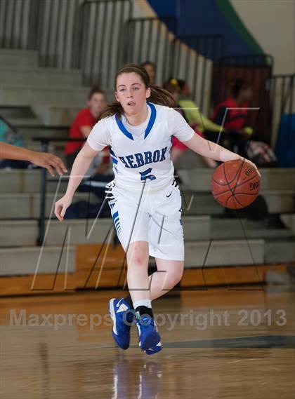 Thumbnail 1 in Ryan @ Hebron photogallery.