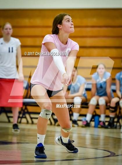 Thumbnail 3 in Oak Park @ Camarillo photogallery.