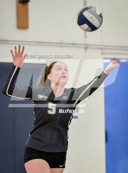 Thumbnail 3 in Oak Park @ Camarillo photogallery.