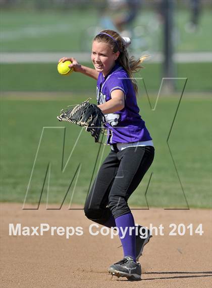 Thumbnail 2 in Pleasant Grove vs. Franklin (Victory Pre-Season T.O.C.) photogallery.