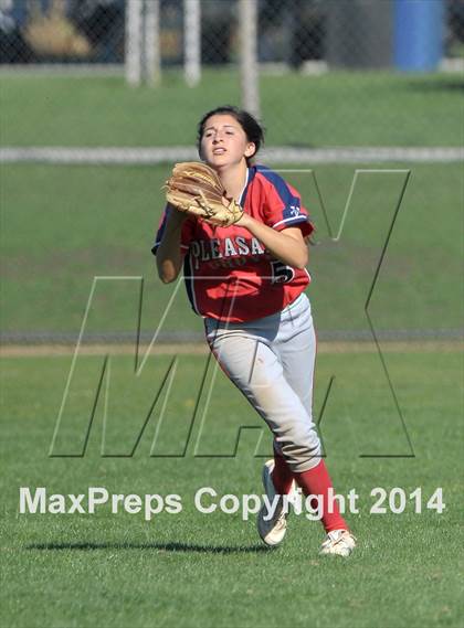 Thumbnail 1 in Pleasant Grove vs. Franklin (Victory Pre-Season T.O.C.) photogallery.