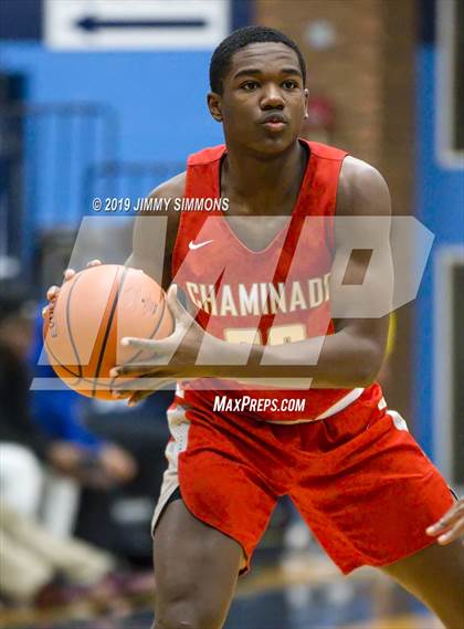 Thumbnail 3 in Chaminade vs. Soldan International Studies photogallery.