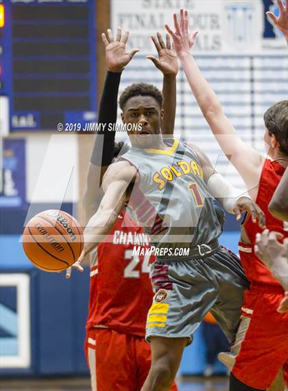 Thumbnail 1 in Chaminade vs. Soldan International Studies photogallery.