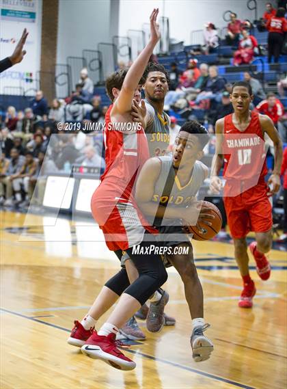 Thumbnail 2 in Chaminade vs. Soldan International Studies photogallery.