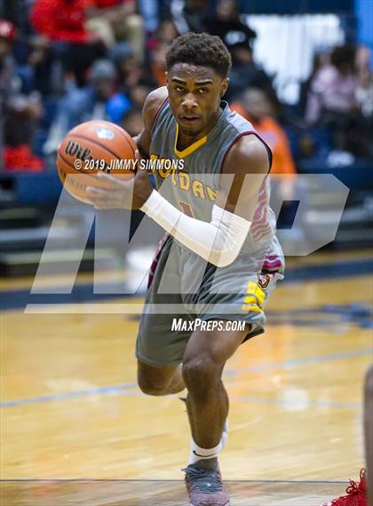 Thumbnail 3 in Chaminade vs. Soldan International Studies photogallery.