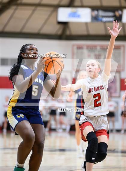 Thumbnail 1 in JV: Wynne @ Westside photogallery.