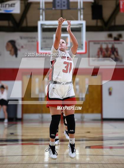 Thumbnail 1 in JV: Wynne @ Westside photogallery.