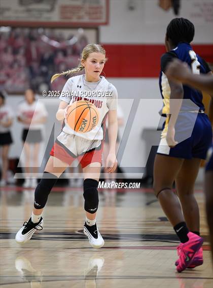 Thumbnail 1 in JV: Wynne @ Westside photogallery.