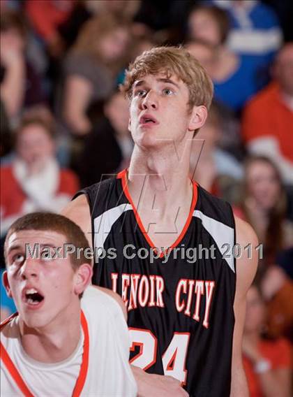 Thumbnail 2 in Lenoir City @ William Blount photogallery.