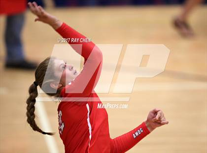 Thumbnail 2 in Regis Jesuit @ Valor Christian photogallery.
