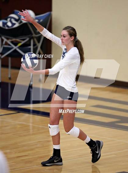 Thumbnail 1 in Regis Jesuit @ Valor Christian photogallery.