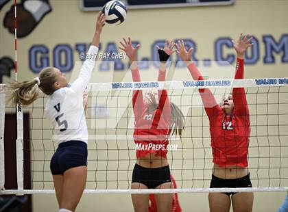 Thumbnail 3 in Regis Jesuit @ Valor Christian photogallery.