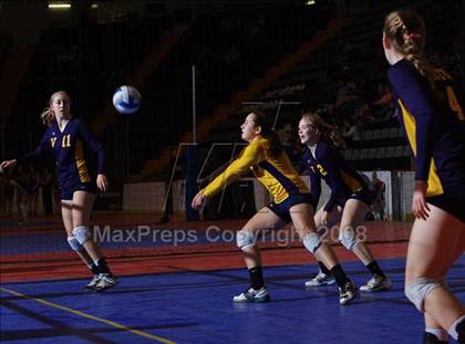 Thumbnail 1 in Victor vs Harborfields (NYSPHSAA Class A Final) photogallery.