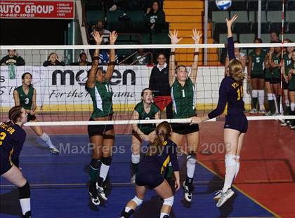 Thumbnail 3 in Victor vs Harborfields (NYSPHSAA Class A Final) photogallery.