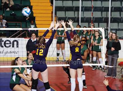 Thumbnail 3 in Victor vs Harborfields (NYSPHSAA Class A Final) photogallery.