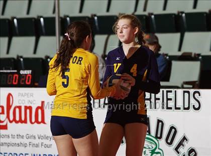 Thumbnail 2 in Victor vs Harborfields (NYSPHSAA Class A Final) photogallery.