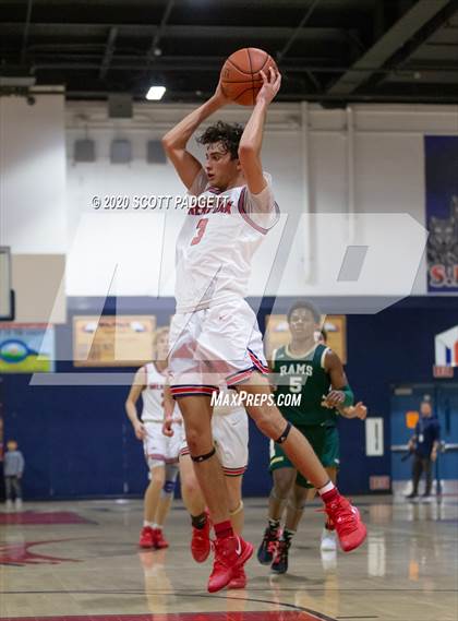 Thumbnail 2 in Great Oak @ Murrieta Mesa photogallery.