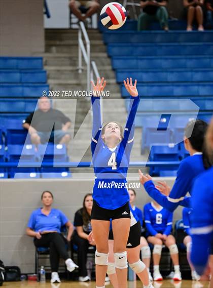 Thumbnail 1 in Perryville @ Jessieville photogallery.