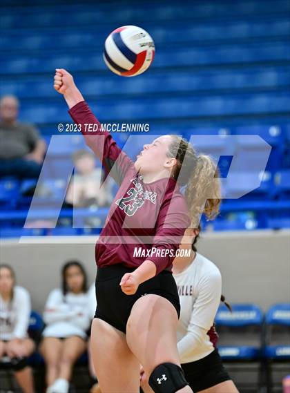 Thumbnail 3 in Perryville @ Jessieville photogallery.