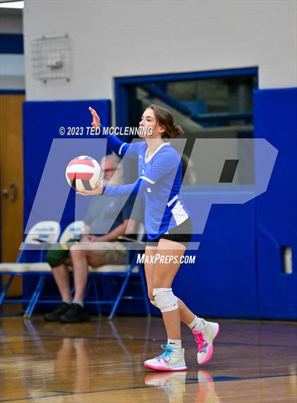 Thumbnail 3 in Perryville @ Jessieville photogallery.