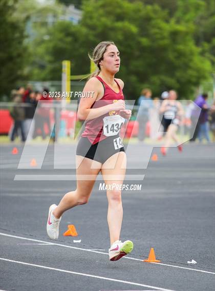 Thumbnail 3 in Bryan Bradley Viking Track Classic (1600m) photogallery.