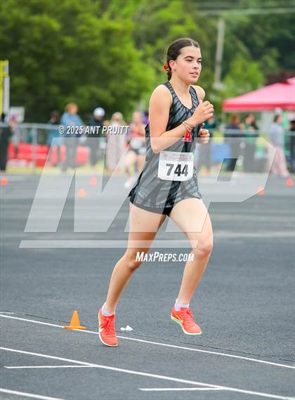 Thumbnail 3 in Bryan Bradley Viking Track Classic (1600m) photogallery.