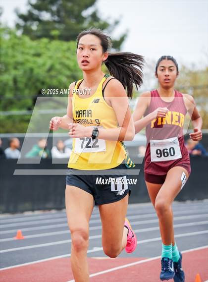 Thumbnail 3 in Bryan Bradley Viking Track Classic (1600m) photogallery.