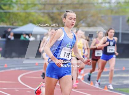 Thumbnail 2 in Bryan Bradley Viking Track Classic (1600m) photogallery.