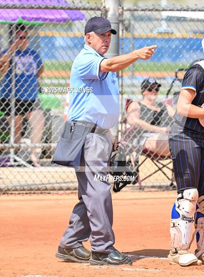 Thumbnail 2 in  O'Connor vs. Xavier College Prep photogallery.