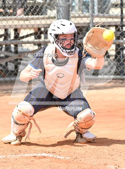 Thumbnail 3 in  O'Connor vs. Xavier College Prep photogallery.