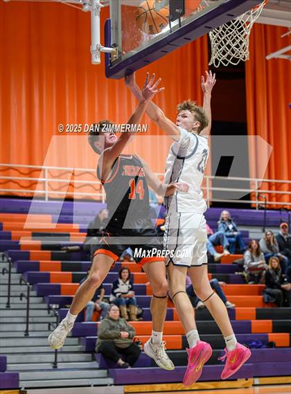 Thumbnail 2 in Tunkhannock @ Central Columbia photogallery.