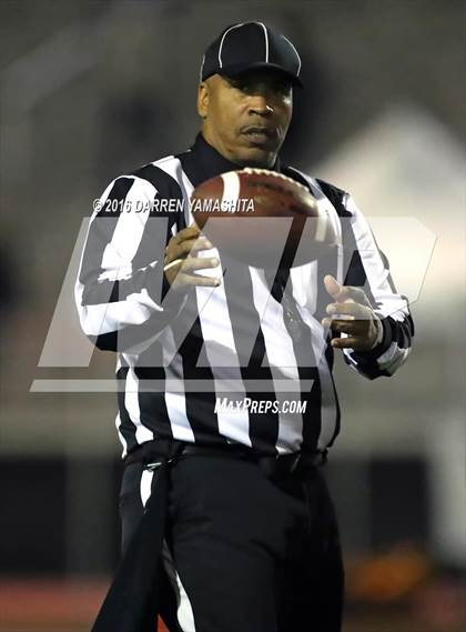 Thumbnail 3 in Half Moon Bay vs. Menlo School (CIF CCS Division 5 Final) photogallery.