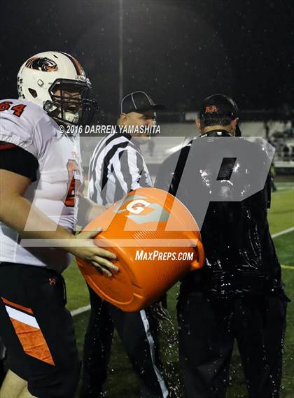 Thumbnail 3 in Half Moon Bay vs. Menlo School (CIF CCS Division 5 Final) photogallery.