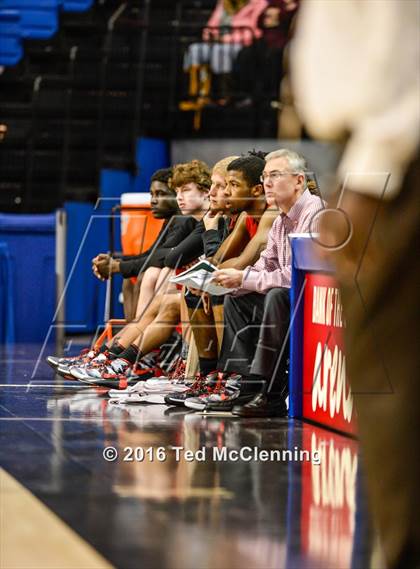 Thumbnail 2 in East Poinsett County vs. Earle (AAA 2A Final) photogallery.